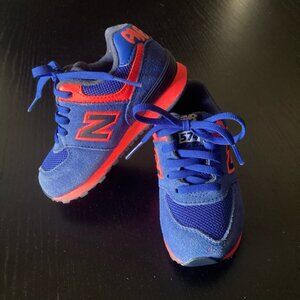 Children’s New Balance 574 Sneakers Size 7 Blue and pink